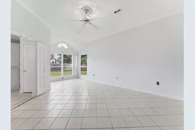 7609 Albany Lane, Arlington, TX 76002 - Photo 11