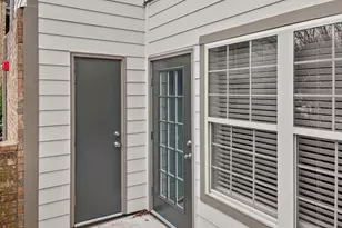 6108 Abrams Rd, Dallas, TX 75231 - Photo 11