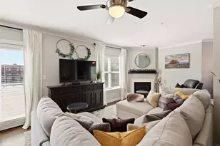 3922 Gilbert Ave, Dallas, TX 75219 - Photo 3
