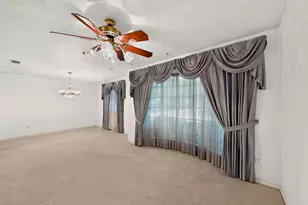 1000 Townsend Ln, DeSoto, TX 75115 - Photo 5