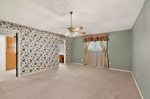 1000 Townsend Ln, DeSoto, TX 75115 - Photo 21