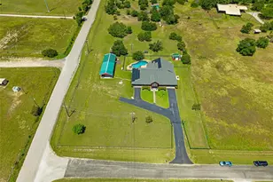 7301 Comer Ln, Weatherford, TX 76085 - Photo 11