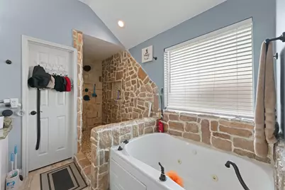 412 Kings Creek Drive, Terrell, TX 75161 - Photo 19