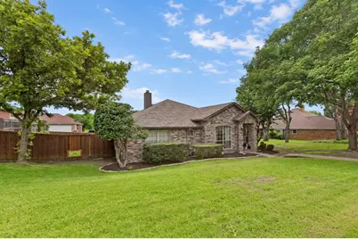 3408 Cedar Hill Court, Sachse, TX 75048 - Photo 3