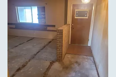 115 S Crescent Drive, Electra, TX 76360 - Photo 7
