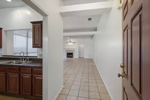 312 Banyan Dr, Grapevine, TX 76051 - Photo 5