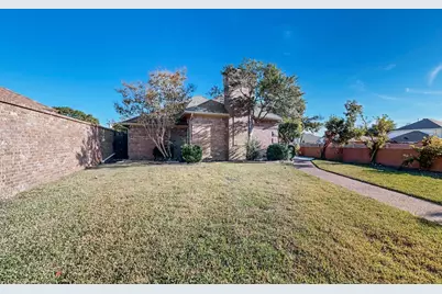 811 Oakway Court, Richardson, TX 75081 - Photo 3