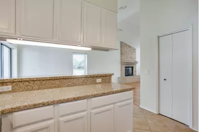 5805 Fall Creek, Granbury, TX 76049 - Photo 17