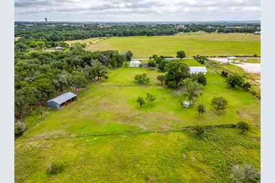 5805 Fall Creek, Granbury, TX 76049 - Photo 7
