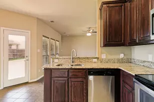 4009 Kensington Dr, Sanger, TX 76266 - Photo 13