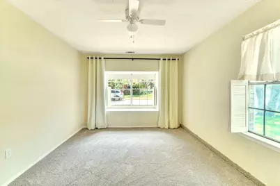 721 Fouts Drive, Irving, TX 75061 - Photo 23