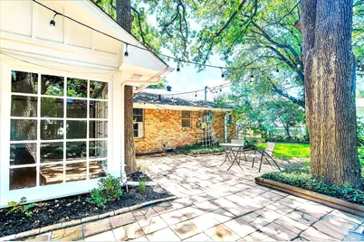 721 Foults Drive, Irving, TX 75061 - Photo 9