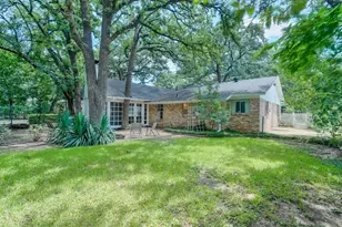 721 Fouts Dr, Irving, TX 75061 - Photo 5
