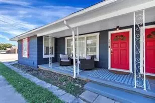 201 S Jones St, Granbury, TX 76048 - Photo 25