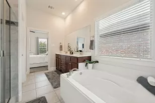 1409 Summit View Ln, Little Elm, TX 76227 - Photo 11
