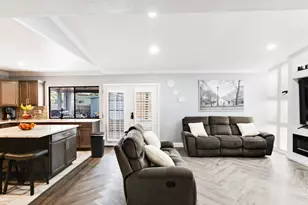 7232 Long Canyon Trail, Dallas, TX 75249 - Photo 15