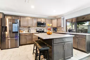 7232 Long Canyon Trail, Dallas, TX 75249 - Photo 9