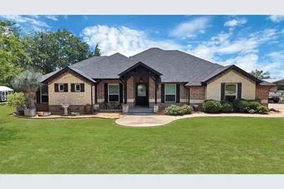 411 N Oak Branch Rd, Waxahachie, TX 75167 - Photo 3