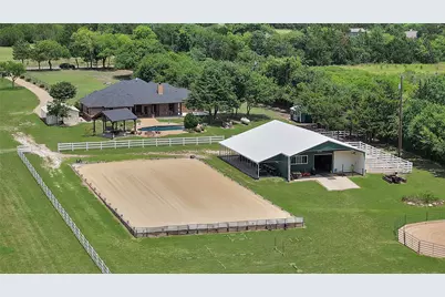 411 N Oak Branch Rd, Waxahachie, TX 75167 - Photo 1