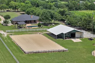 411 N Oak Branch Rd, Waxahachie, TX 75167 - Photo 1