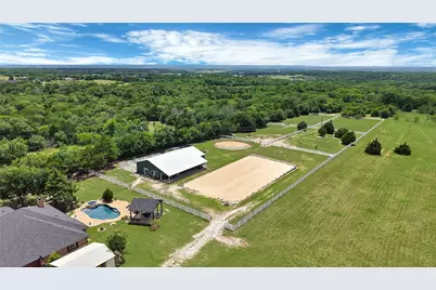 411 N Oak Branch Rd, Waxahachie, TX 75167 - Photo 11