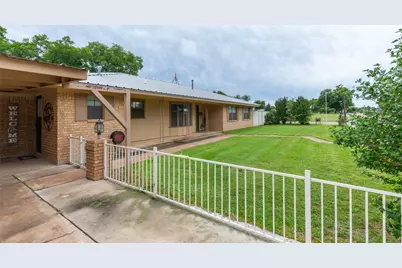 431 Kennedy Street, Clyde, TX 79510 - Photo 5