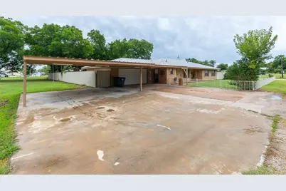 431 Kennedy Street, Clyde, TX 79510 - Photo 3