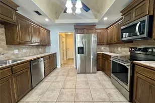7918 Skyline Dr, Abilene, TX 79606 - Photo 11