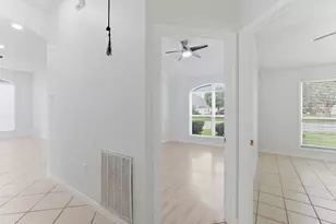 7609 Albany Ln, Arlington, TX 76002 - Photo 19
