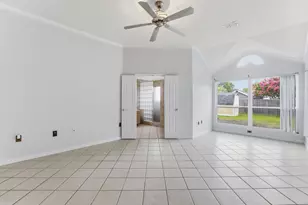 7609 Albany Ln, Arlington, TX 76002 - Photo 13