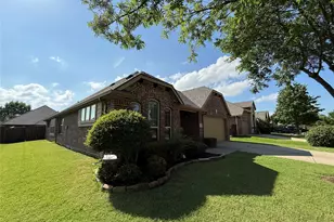 4303 Oak Bluff Dr, Melissa, TX 75454 - Photo 3