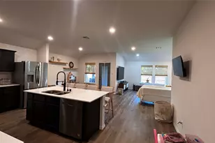 818 Coastline Wy, Princeton, TX 75407 - Photo 3