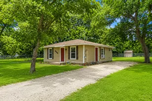 2732 W Collin St, Corsicana, TX 75110 - Photo 3