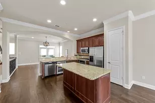 5709 Lois Ln, Plano, TX 75024 - Photo 13
