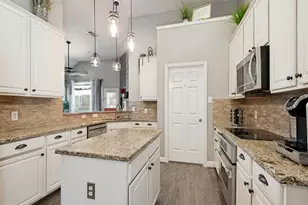 438 Southridge Way, Irving, TX 75063 - Photo 11