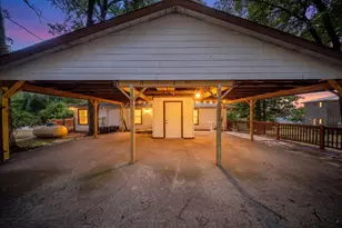 203 Farmer Dr, Malakoff, TX 75148 - Photo 1