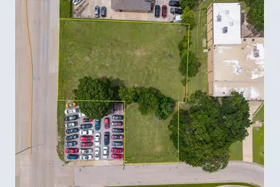 212 N 1st Street, Garland, TX 75040 - Photo 3