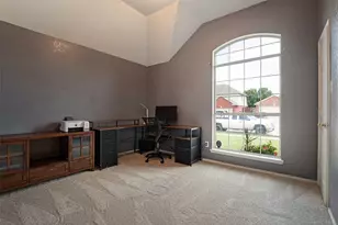 902 Cutting Horse Dr, Mansfield, TX 76063 - Photo 11