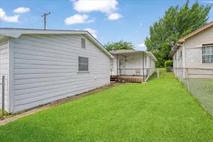101 N Burdette Ave, Sherman, TX 75090 - Photo 29