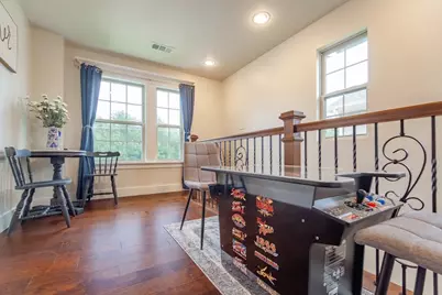 1501 Lakeview Drive, Grand Prairie, TX 75051 - Photo 13
