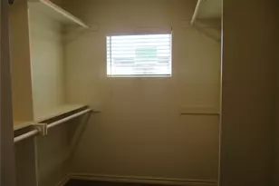 1718 NW Dallas St, Grand Prairie, TX 75050 - Photo 37