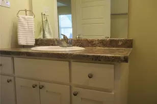 1718 NW Dallas St, Grand Prairie, TX 75050 - Photo 17