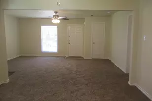 1718 NW Dallas St, Grand Prairie, TX 75050 - Photo 11