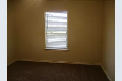 1718 NW Dallas Street, Grand Prairie, TX 75050 - Photo 21