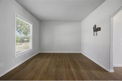 4930 Donnelly Avenue, Fort Worth, TX 76107 - Photo 5