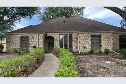 818 Pebblebrook Drive, Allen, TX 75002 - Photo 1