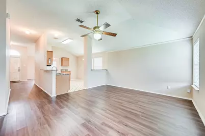 1604 Green Hill Drive, Arlington, TX 76014 - Photo 7