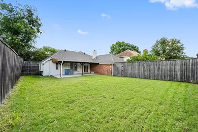 812 Fall Drive, Allen, TX 75002 - Photo 5