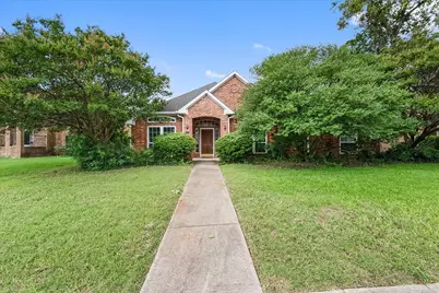 812 Fall Drive, Allen, TX 75002 - Photo 1