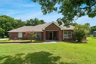 855 Cross Timbers Dr, Lowry Crossing, TX 75069 - Photo 1